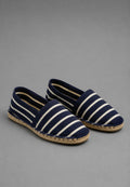 Alpargatas vascas de yute en color negro con rayas